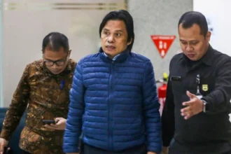 eks Sekretaris Jenderal MPR Ma'ruf Cahyono saat diperiksa KPK.