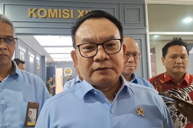 Kepala Staf Kepresidenan Dudung Abdurachman di DPR, 3 Juni 2026.