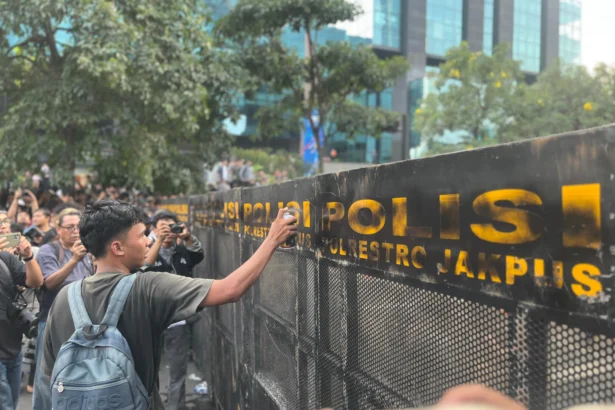 Aksi 'Menuju Indonesia Bangkrut', 12 Juni 2026, di Jakarta.