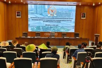 Audiensi petani dan anggota parlemen di DPR, Senin, 22 Juni 2026.