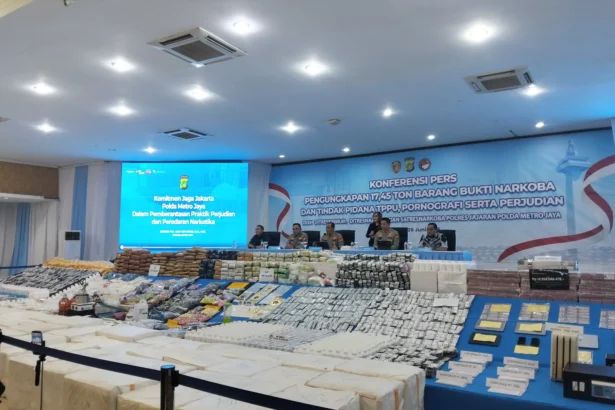 Barang bukti kasus judi berkedok arena permainan anak-anak