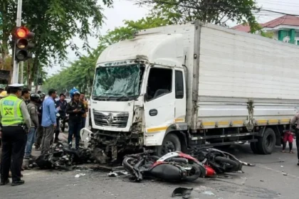 Ilustrasi kecelakaan truk box di Bekasi, Jawa Barat.