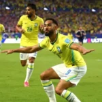 Pemain Brasil saat laga melawan Skotlandia di grup C Piala Dunia. (Foto: FIFA).