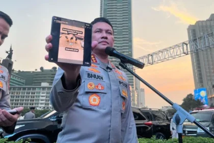 Kabid Humas Polda Metro Jaya Kombes, Pol. Budi Hermanto di Bundaran HI, Jakarta.
