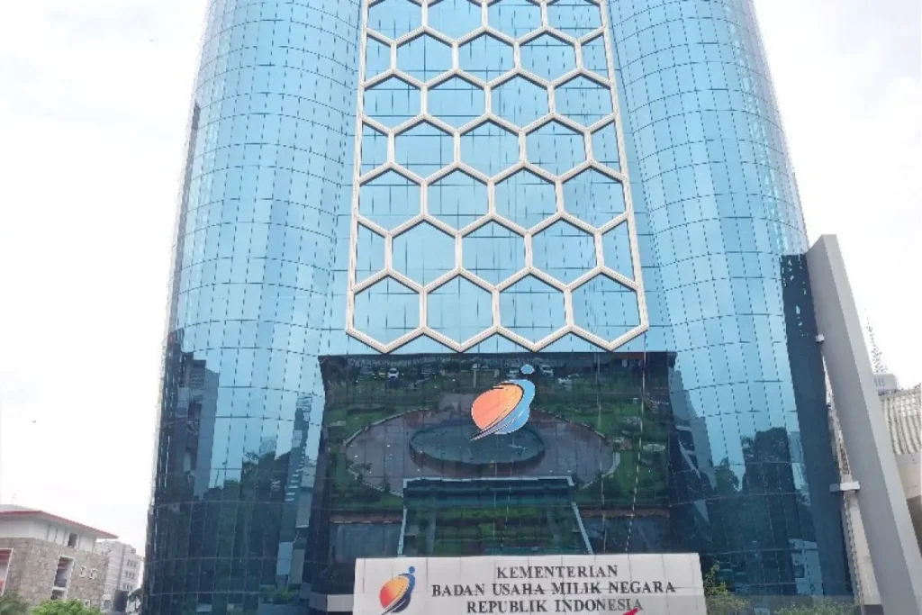 Gedung Kementerian BUMN di Jakarta, Selasa (7/1/2020).