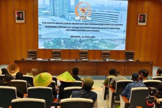 Koalisi Nasional Reforma Agraria (KNRA) mencurahkan kegelisahannya di hadapan pimpinan DPR RI dan Panitia Khusus.