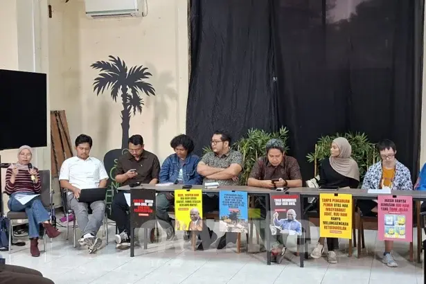 Koalisi Masyarakat Sipil merepons perihal revisi UU HAM, 25 Juni 2026, di YLBHI, Jakarta Pusat.