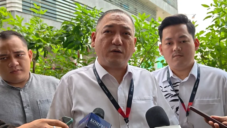 Kuasa hukum Sony Sonjaya, Krisna Murti, di kantor Kejaksaan Agung, Senin, 8 Juni 2026.