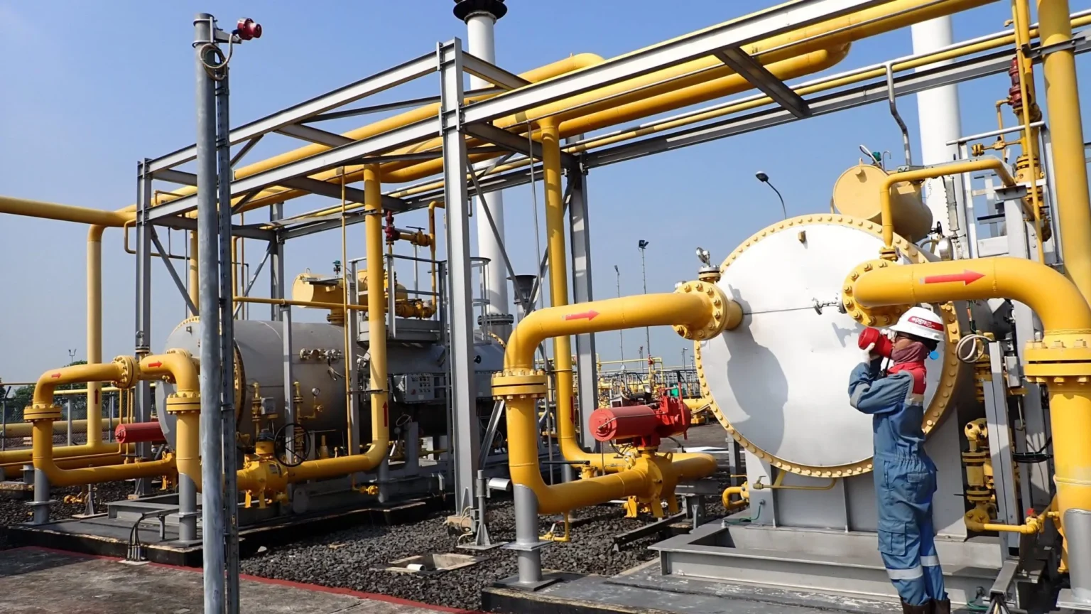Pengolahan Liquified Natural Gas (LNG).