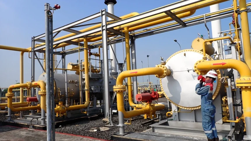 Pengolahan Liquified Natural Gas (LNG).