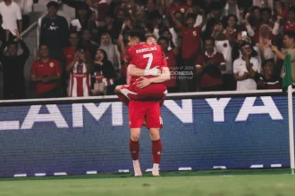 Selebrasi dari pemain Timnas Indonesia, Ole Romeny dan Marselino Ferdinan