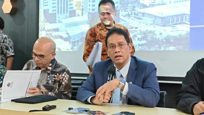 Menteri Keuangan Purbaya Yudhi Sadewa dalam media briefing di Kantor Kemenkeu.