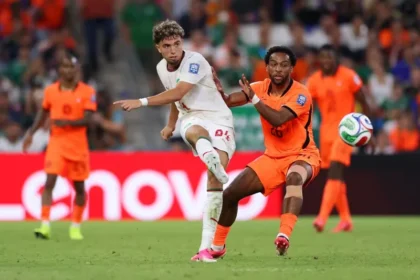 Pertandingan antara Belanda melawan Maroko
