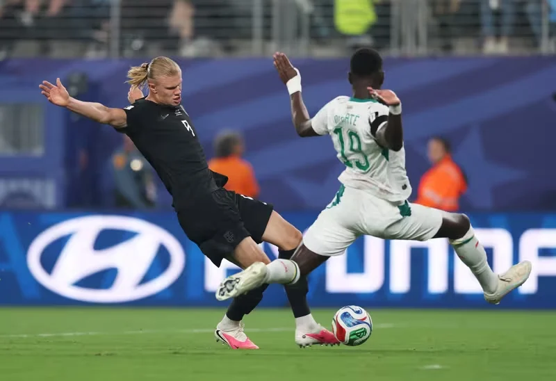Brace Erling Haaland bawa Norwegia lolos ke fase gugur usai atasi Senegal