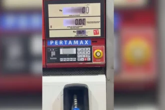 BBM Pertamina Jenis Pertamax resmi naik Jadi Rp16.250 per liter. (Sumber: Owrite/Hadi Febriansyah)