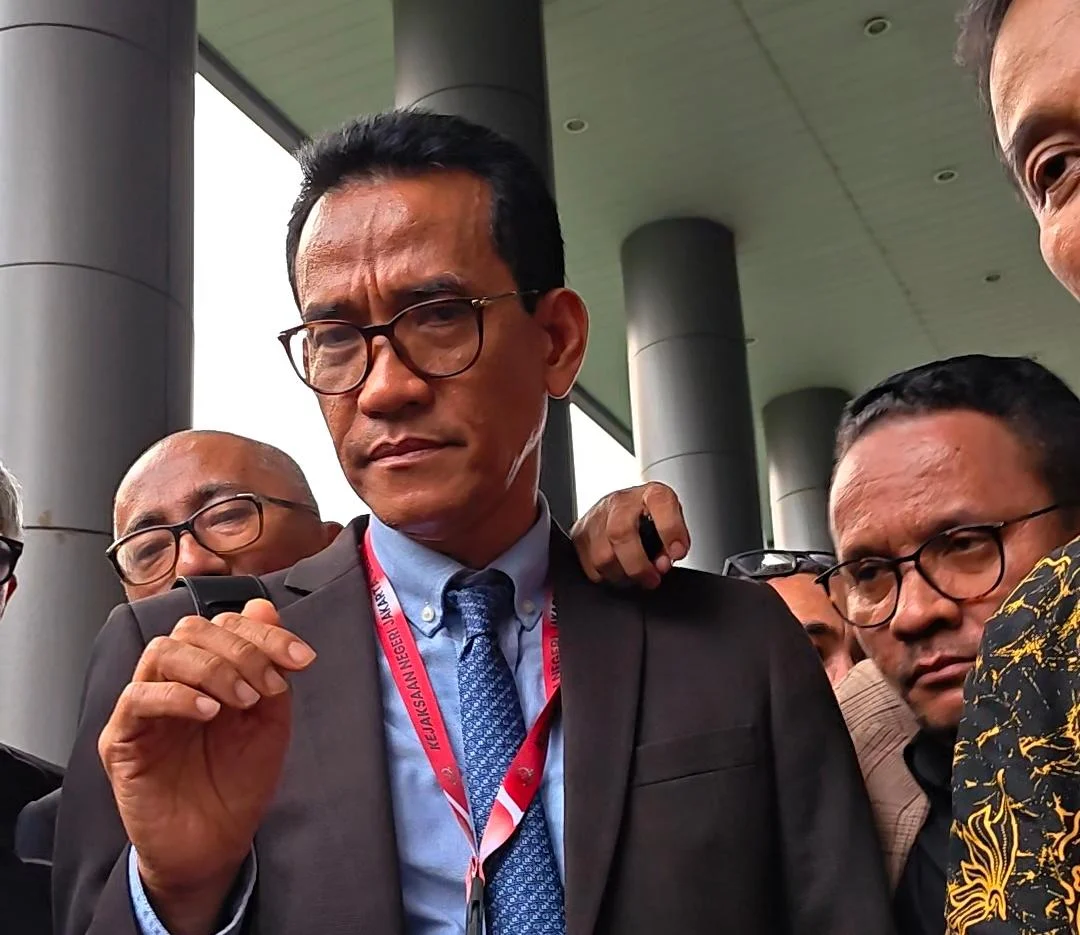 Kuasa hukum Roy Suryo dan dr Tifa, Refly Harun, membeberkan sejumlah poin dalam penangguhan penahanan, 22 Juni 2026.