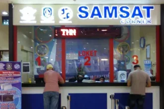 Loket pelayanan Sistem Administrasi Manunggal Satu Atap (SAMSAT)