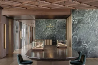Design Interior Butik Rolex di Gunung Titilis, Swiss