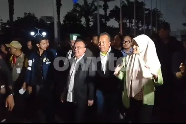 Wakil Ketua DPR RI Sufmi Dasco Ahmad, saat menemui perwakilan aksi mahasiswa