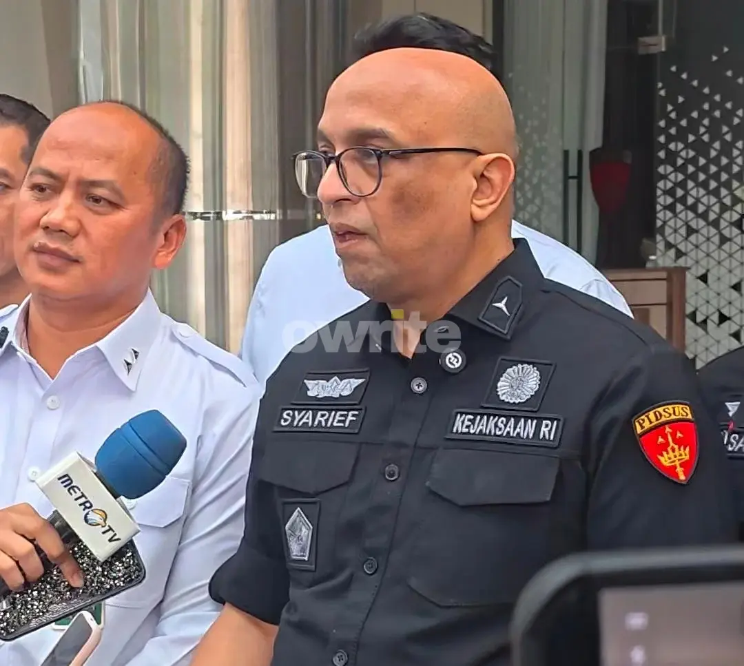 Direktur Penyidikan Jampidsus Kejagung Syarief Sulaeman Nahdi didampingi Kapuspenkum Anang Supriatna menyampaikan update permohonan JC tersangka korupsi MBG Sony Sonjaya, Selasa, 23 Juni 2026.