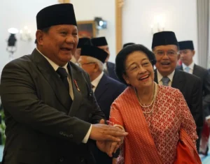 Momen keakraban Presiden Prabowo Subianto dan Ketua Umum PDIP Megawati Soekarnoputri. Doc: IG Prabowo Subianto
