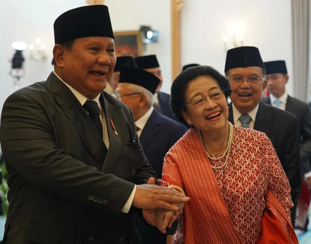 Momen keakraban Presiden Prabowo Subianto dan Ketua Umum PDIP Megawati Soekarnoputri. Doc: IG Prabowo Subianto