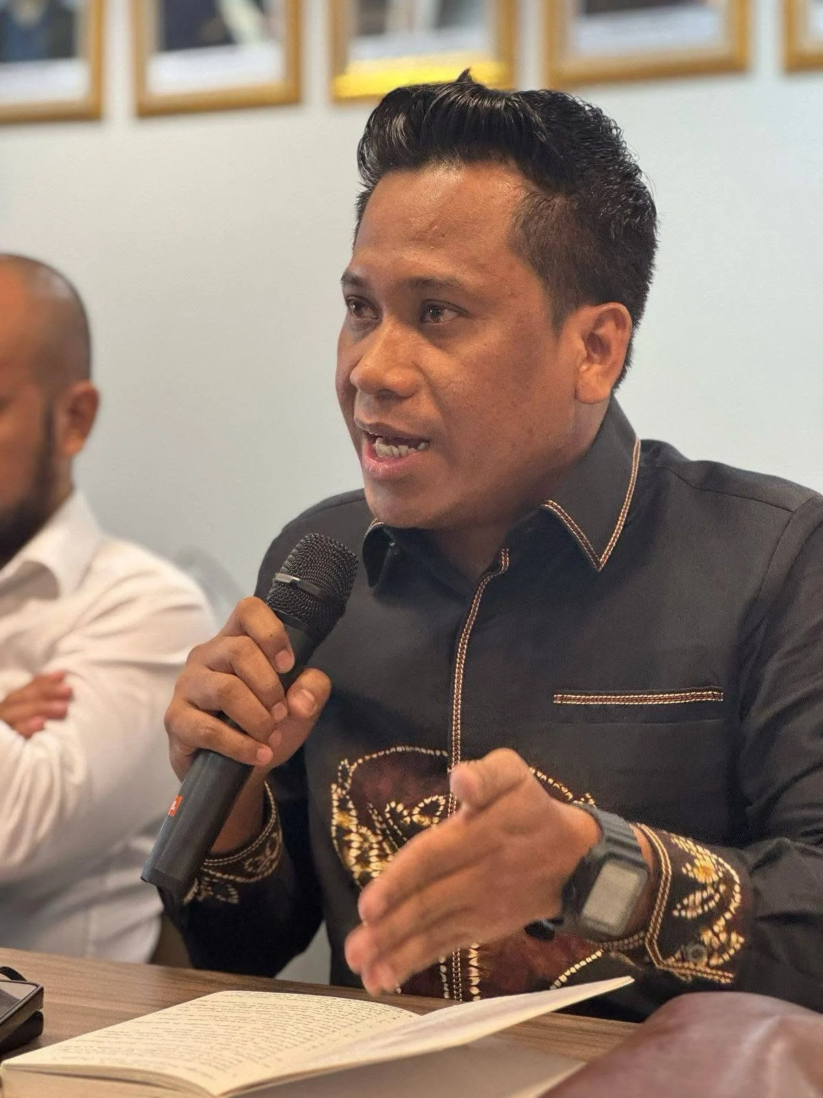 Pengamat politik sekaligus Direktur Executive Partner Politik Indonesia, Abubakar Solissa. Doc: IG Abubakar Solissa