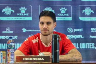 Bek Timnas Indonesia, Kevin Diks