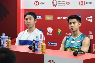 Pasangan ganda putra Indonesia, Sabar Karyaman Gutama/Moh Reza Pahlevi Isfahani