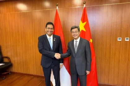 Menkeu Purbaya Yudhi Sadewa bertemu Menteri Keuangan Republik Rakyat Tiongkok (RRT) Lan Fo’an. (Sumber: Kemenkeu)
