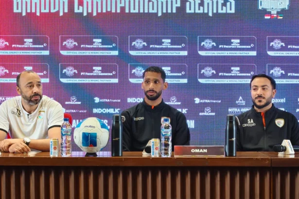 Pelatih Timnas Oman, Tarik Sektioui