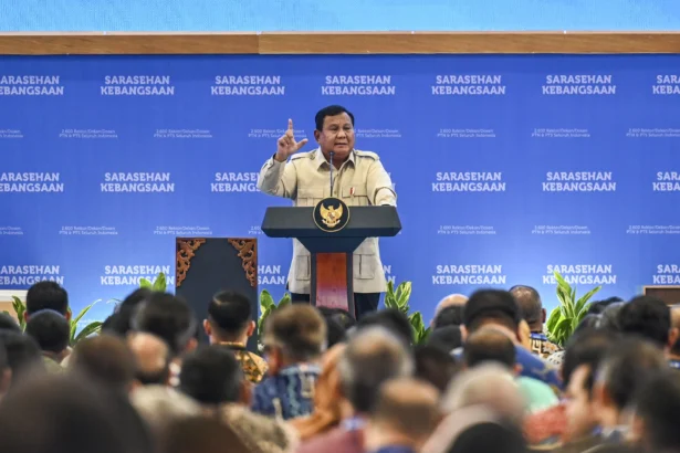Presiden Prabowo Subianto memberi sambutan saat pembukaan Konvensi Sains, Teknologi, dan Industri Indonesia (KSTI) di Jakarta