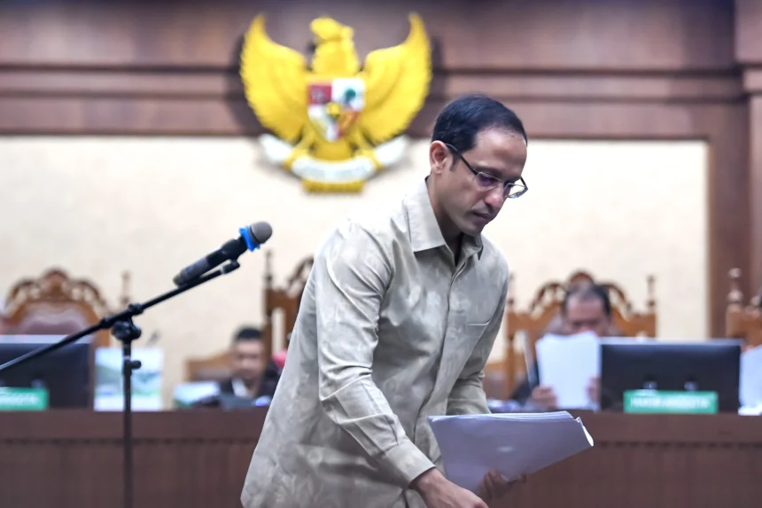 Terdakwa kasus dugaan korupsi pengadaan Chromebook dalam program digitalisasi pendidikan di Kemendikbudristek, Nadiem Anwar Makarim selesai membacakan duplik saat sidang di Pengadilan Tipikor, Jakarta, Selasa (23/6/2026).