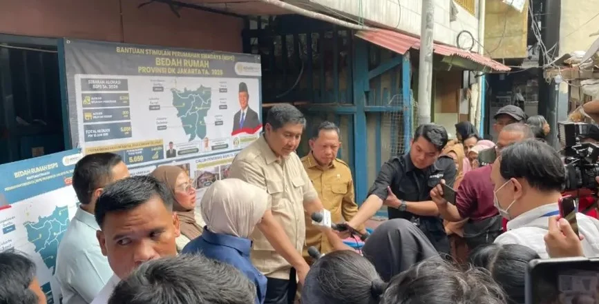 Pengesahan BSPS oleh Menteri PKP Maruarar Sirait di Kalianyar, Tambora, Jakarta Barat