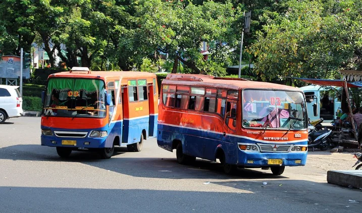 Angkotan Kota Jakarta Metromini