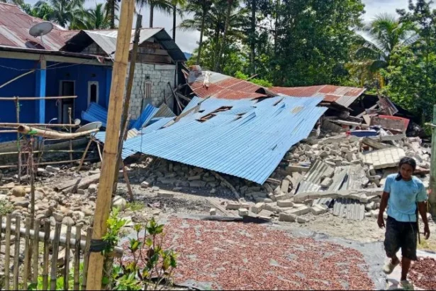 Rumah terdampak gempa M 6,7 di Sulawesi Tengah.