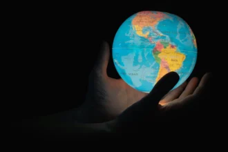 Ilustrasi Dunia. (Sumber: Unsplash/Greg Rosenke)