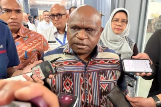 Menteri HAM RI, Natalius Pigai usai Rapat bersama Komisi XIII DPR RI, Rabu, 17 Juni 2026
