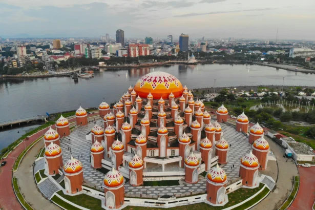 Benteng Rotterdam — simbol sejarah dan budaya Makassar
