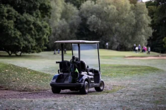 Buggy car golf.