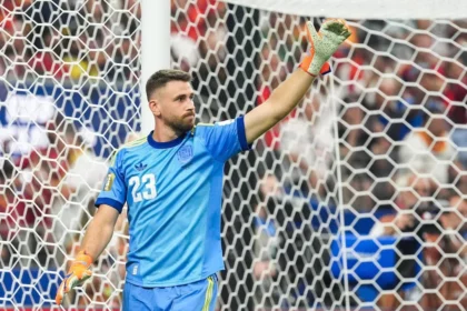 Kiper Spanyol Unai Simón