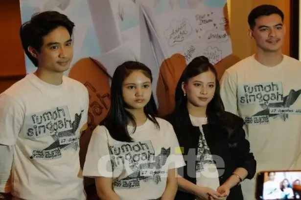 Aktris Adhisty Zara mengaku menghadapi pengalaman emosional saat menjalani proses syuting film Rumah Singgah.