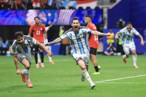 Lionel Messi kenag sulitnya lawan Swiss di Piala Dunia 2014