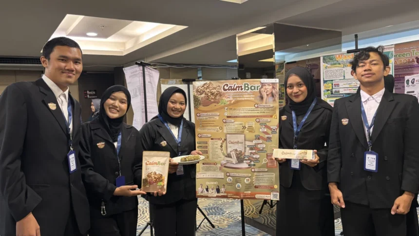 Tim Mahasiswa UGM raih penghargaan dalam acara 5th International Youth Summit 2026 di Kuala Lumpur, Malaysia.