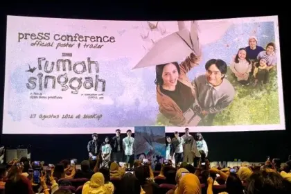 Film Rumah Singgah resmi meluncurkan official poster dan official trailer pada Jumat, 17 Juli 2026. (Foto: Owrite/Hilwa Urwatul Wutsqa).