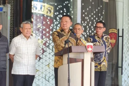 Jaksa Agung Muda Tindak Pidana Khusus (Jampidsus) Kejaksaan Agung Febrie Adriansyah beri keterangan pers.