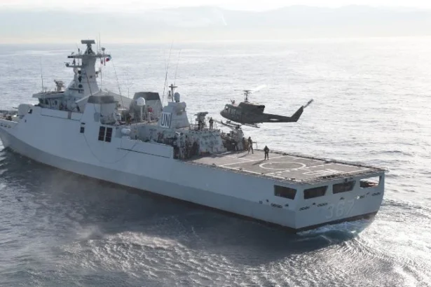 Ilustrasi KRI Sultan Iskandar Muda-367.