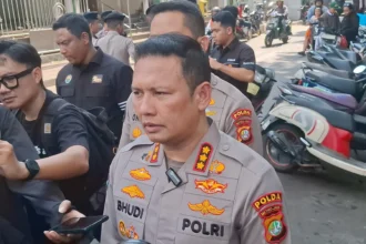 Kabid Humas Polda Metro Jaya Kombes Budi Hermanto di lokasi kejadian, Senin, 27 Juli 2026.