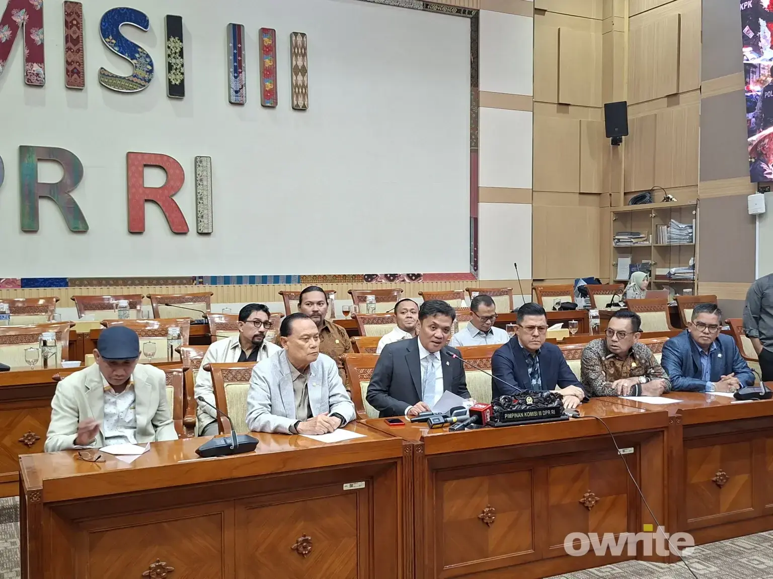 Komisi III DPR merespons soal penggeledahan oleh Kortastipidkor, 9 Juli 2026.