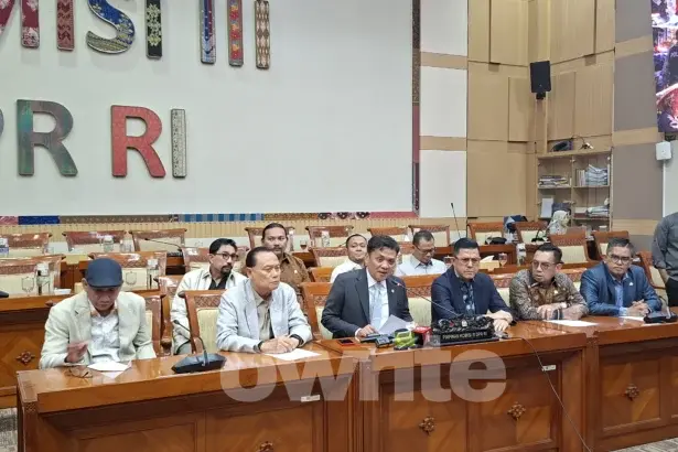 Komisi III DPR merespons soal penggeledahan oleh Kortastipidkor, 9 Juli 2026.
